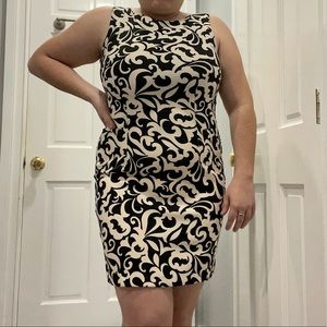 Black and white bodycon dress